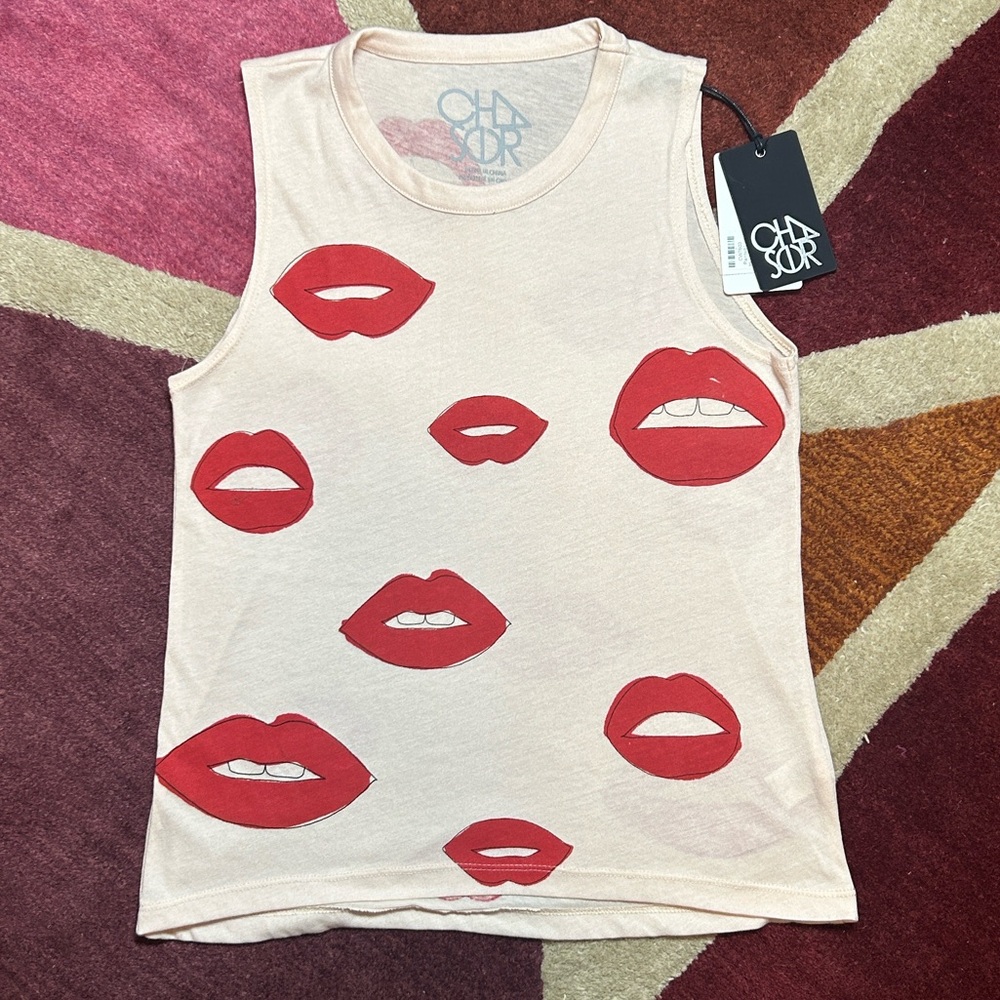 NWT Chaser Painted Lips Tank Size S